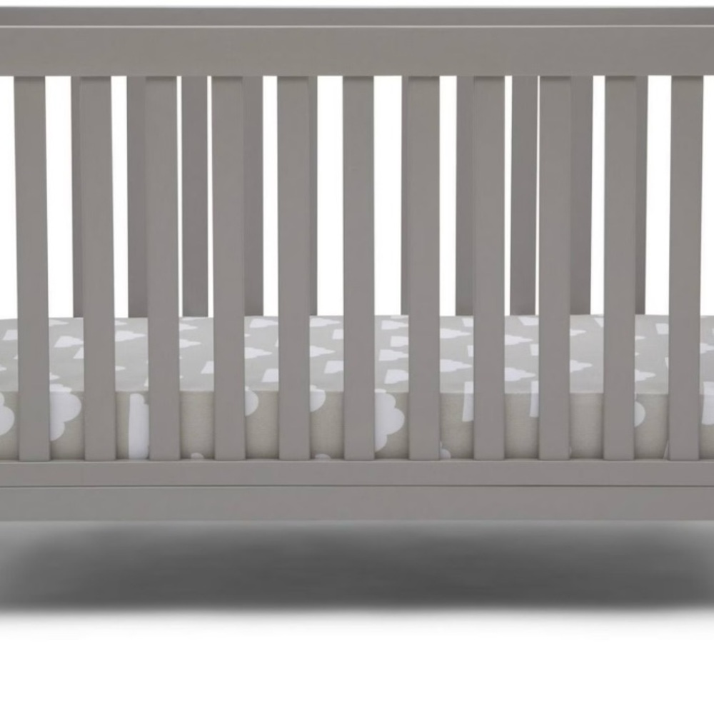 Baby bed with mattress